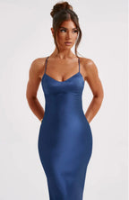 Macie | Fluida que roza el cuerpo - Vestido largo de escote corazón