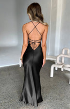 Macie | Fluida que roza el cuerpo - Vestido largo de escote corazón
